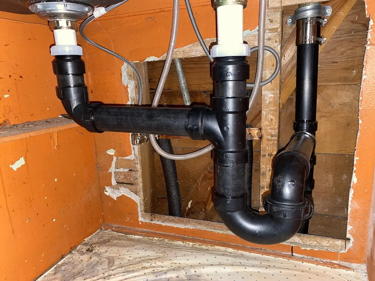 Professional Pipe Bursting equipment and tools on the job in Seneca